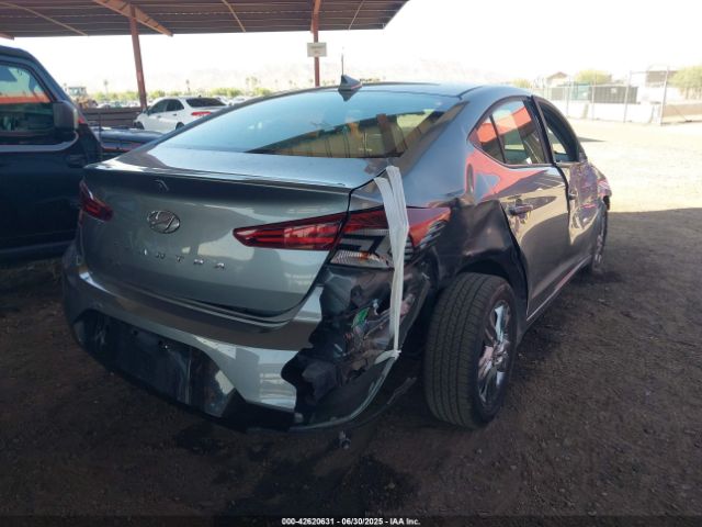 2019 HYUNDAI ELANTRA KMHD84LFXKU743404 Photo 3
