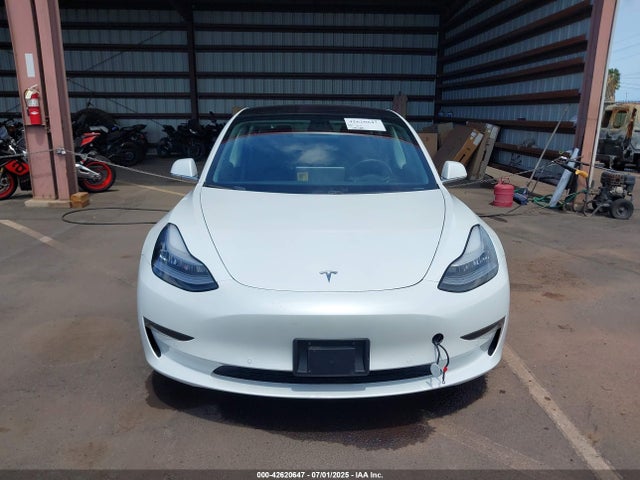 5YJ3E1EA0KF299936 Tesla 2019