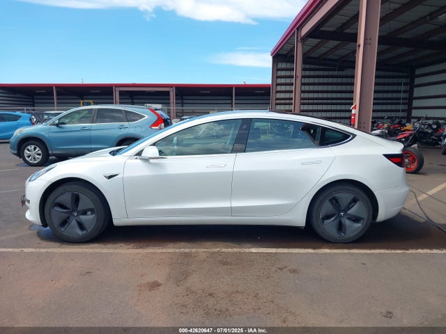 5YJ3E1EA0KF299936 Tesla 2019