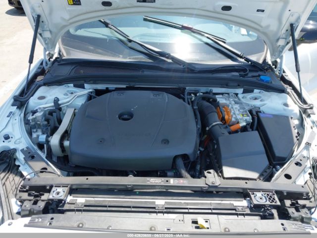 2024 VOLVO S60 RECHARGE PLUG-IN HYBRID 7JRH60FHXRG312511 Photo 9