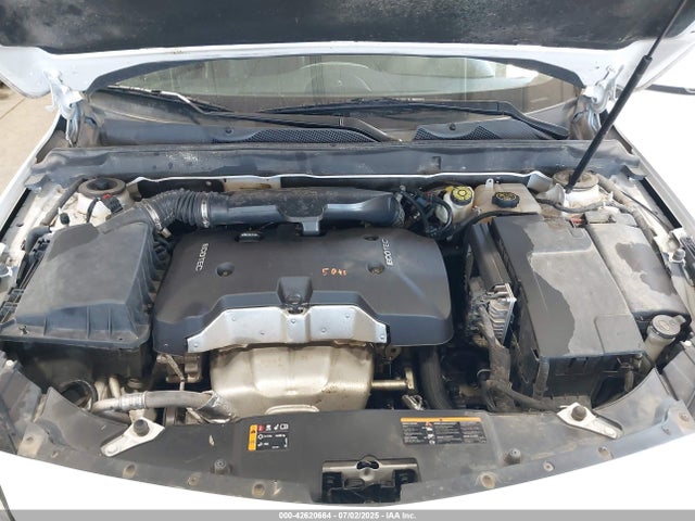 Chevrolet lkw 2015 1G11D5SL8FF304088 Image 10