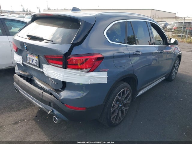 WBXJG7C08M5U15793 BMW 2021
