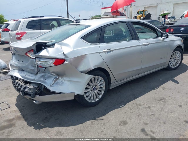 Ford 2015 2015 3FA6P0LU5FR105376 Image 4