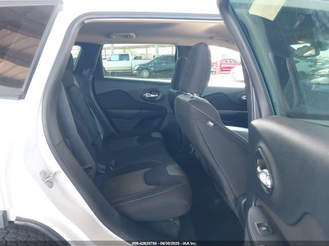 1C4PJLABXGW140948 Jeep Cherokee