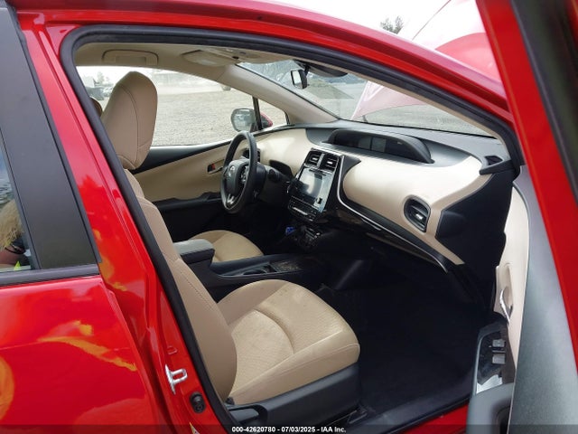 JTDL9RFUXK3005001 Toyota 2zr-fxe,1nm