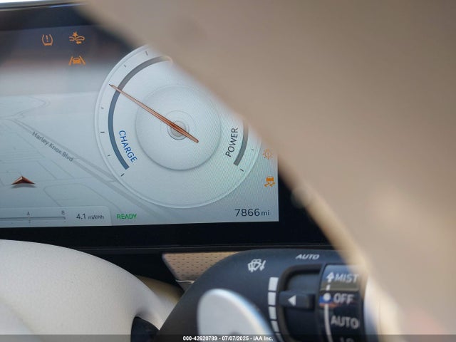 Genesis gv60 2024 KMUKEDSB7RU020684 Image 7
