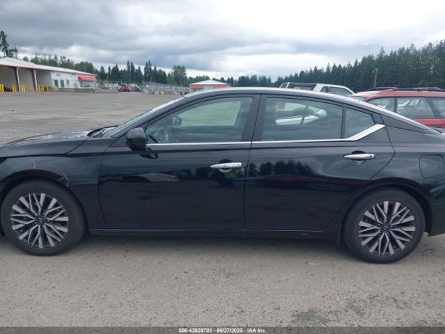 1N4BL4DV0PN387892 Nissan 2023