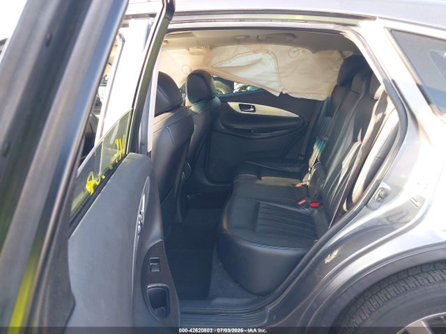 JN1BJ0RP6HM389756 Infiniti 2017