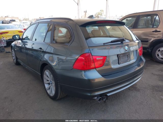 2012 BMW 328I WBAUT9C55CA192175 Photo 2