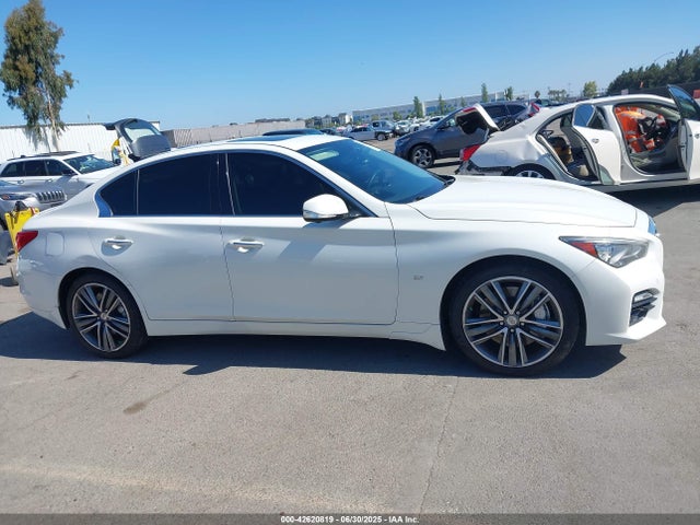 Infiniti 2014 2014 JN1BV7AR2EM698842 Image 13