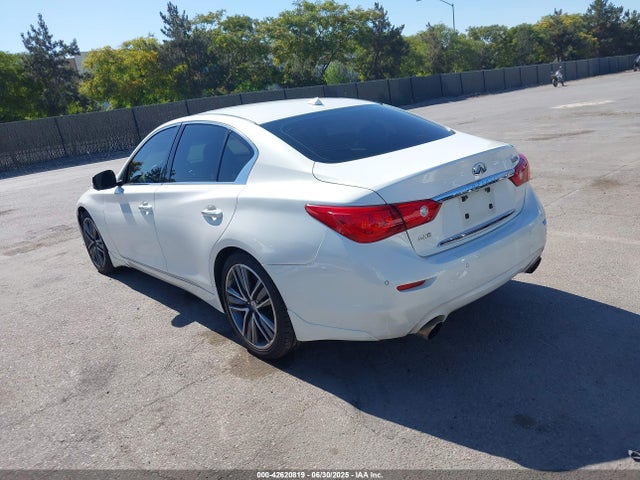 Infiniti 2014 2014 JN1BV7AR2EM698842 Image 3