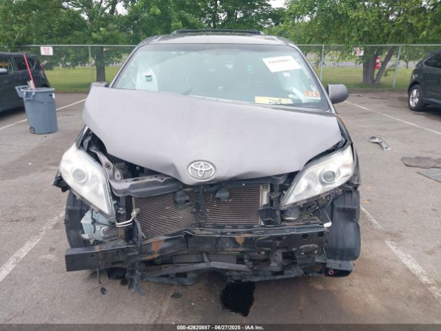2016 TOYOTA SIENNA 5TDYK3DC9GS741757 Photo 5