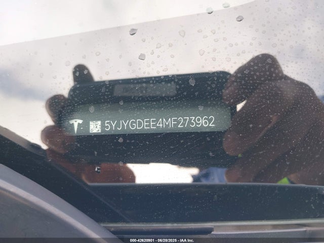 2021 TESLA MODEL Y 5YJYGDEE4MF273962 Photo 8