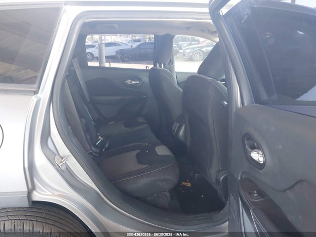 1C4PJLAB2EW123378 Jeep 2014