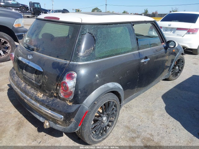 2003 MINI COOPER WMWRC33423TE19131 Photo 3