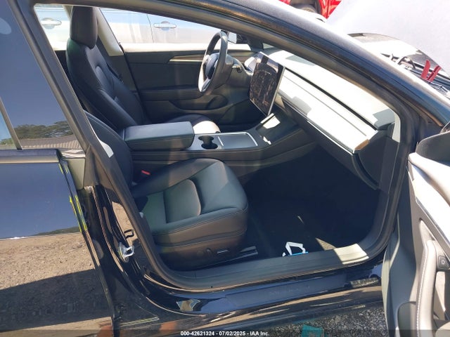 2023 TESLA MODEL 3 5YJ3E1EC6PF395935 Photo 4