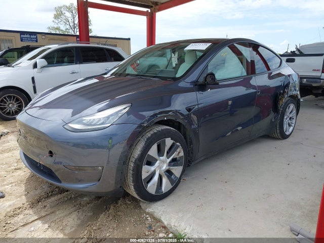2021 TESLA MODEL Y 5YJYGAEE3MF144819 Photo 1
