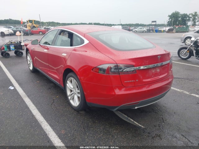 2015 TESLA MODEL S 5YJSA1H25FF084053 Photo 2