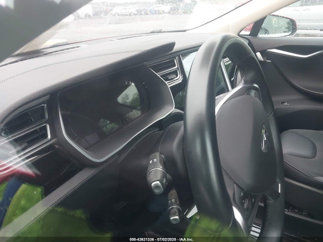 2015 TESLA MODEL S 5YJSA1H25FF084053 Photo 6