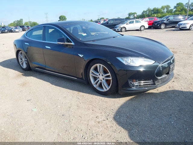 2015 TESLA MODEL S 5YJSA1H27FF087603 Photo 0