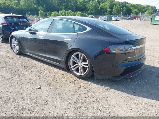 2015 TESLA MODEL S 5YJSA1H27FF087603 Photo 2
