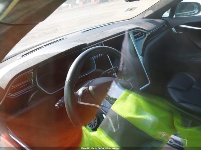 2015 TESLA MODEL S 5YJSA1H27FF087603 Photo 6