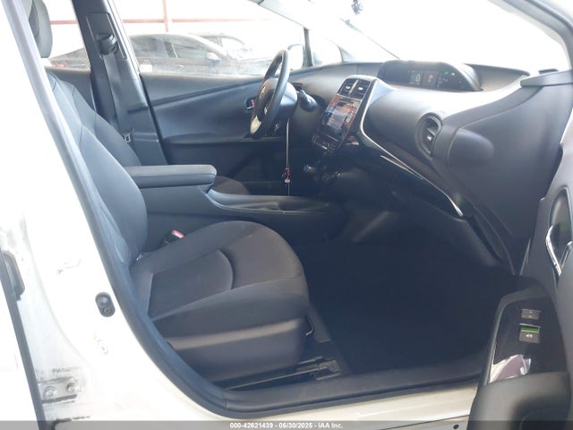 JTDKBRFU9J3068623 Toyota 2zr-fxe,1nm