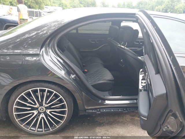 W1K6G7GB8PA181493 Mercedes-Benz m176
