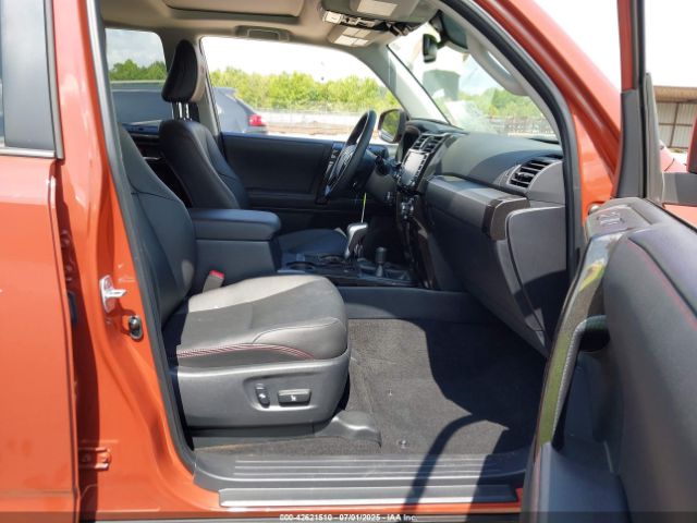 2024 TOYOTA 4RUNNER JTELU5JR0R6288281 Photo 4