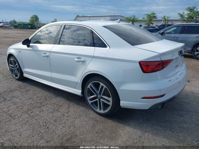 2017 AUDI A3 WAUK8GFF3H1054529 Photo 2