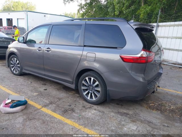 2020 TOYOTA SIENNA 5TDDZ3DC3LS235149 Photo 2