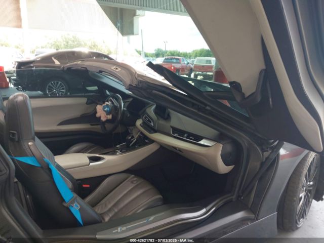 2019 BMW I8 WBY2Z6C5XKVG98018 Photo 4