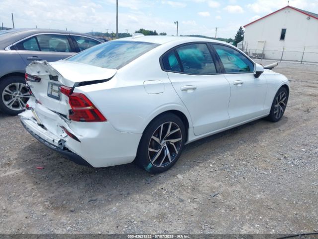 2019 VOLVO S60 7JR102FK3KG009974 Photo 3