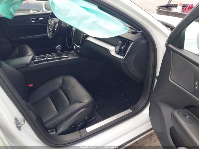 2019 VOLVO S60 7JR102FK3KG009974 Photo 4