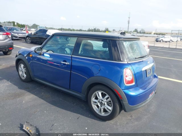 2013 MINI HARDTOP WMWSU3C58DT548044 Photo 2
