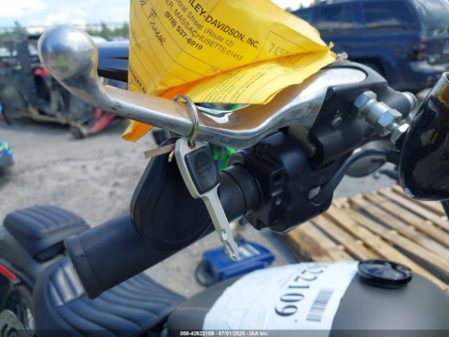 2019 HARLEY-DAVIDSON FXBB 1HD1YJJ28KB069396 Photo 10