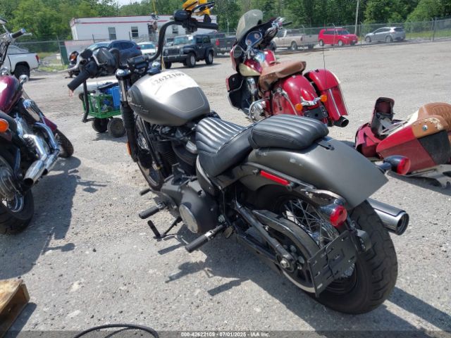 2019 HARLEY-DAVIDSON FXBB 1HD1YJJ28KB069396 Photo 2