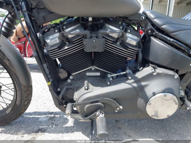 2019 HARLEY-DAVIDSON FXBB 1HD1YJJ28KB069396 Photo 8