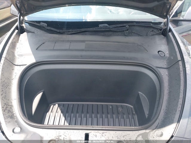 2021 TESLA MODEL Y 5YJYGDEE1MF066039 Photo 9