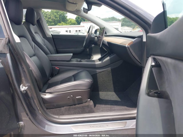 2021 TESLA MODEL Y 5YJYGDEE1MF066039 Photo 4