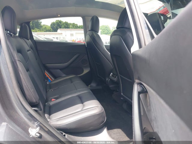 2021 TESLA MODEL Y 5YJYGDEE1MF066039 Photo 7