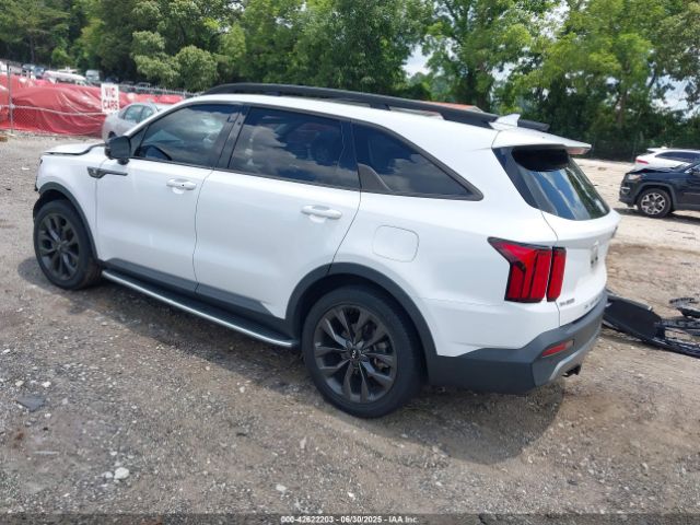 2021 KIA SORENTO 5XYRKDLF2MG022641 Photo 2