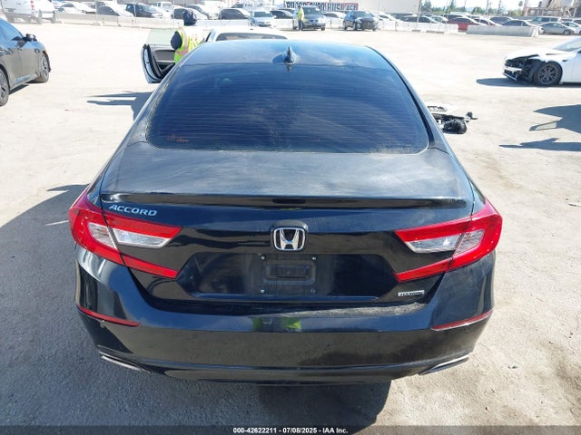 Honda l15be 2018 1HGCV1F91JA043205 Image 16