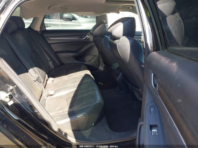 Honda l15be 2018 1HGCV1F91JA043205 Image 8