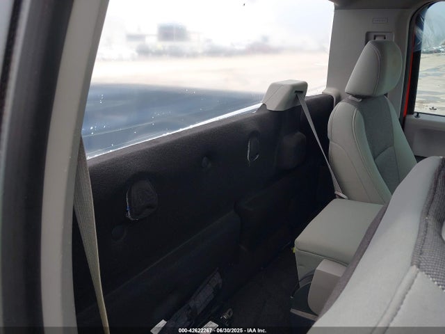 Ford 3.3l tivct 2018 1FTMF1CB8JKE22462 Image 8