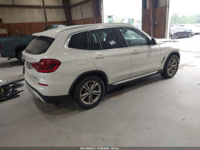 2021 BMW X3 PHEV 5UXTS1C00M9E60836 Photo 3