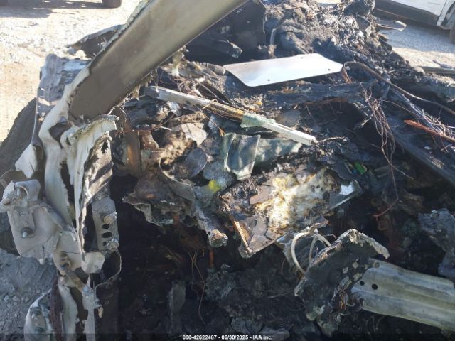 2011 JAGUAR XJ SAJWA2GB0BLV16629 Photo 6