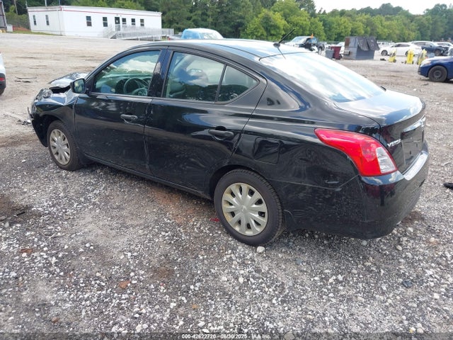 3N1CN7AP7JL817041 Nissan 2018