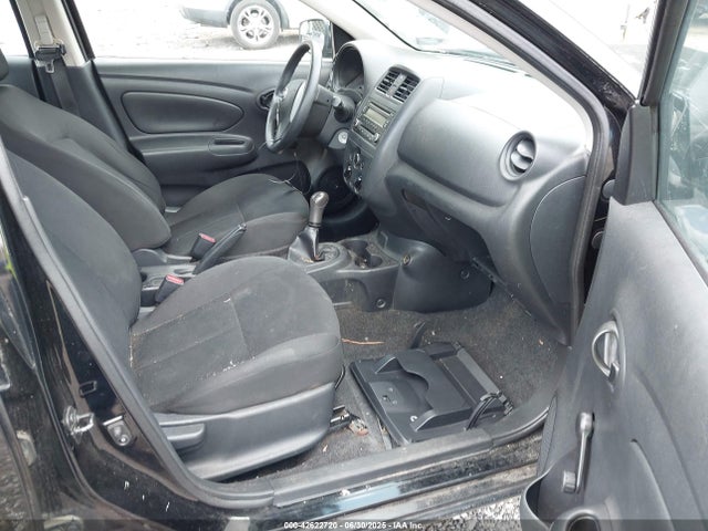 3N1CN7AP7JL817041 Nissan 2018