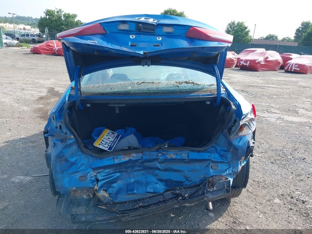Hyundai Elantra 2017 5NPD84LF3HH160244 Image 15
